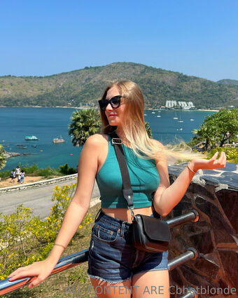 cbhotblondefree
