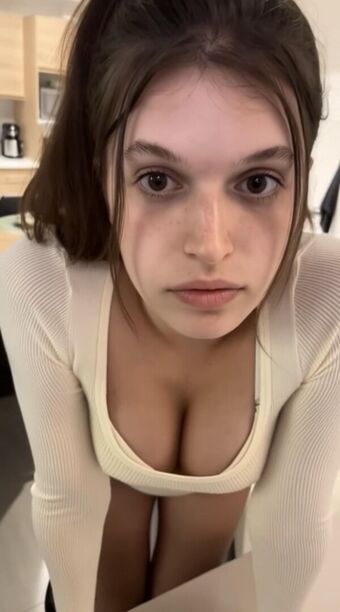 CCashley Photo Fuites Nudes OnlyFans 9