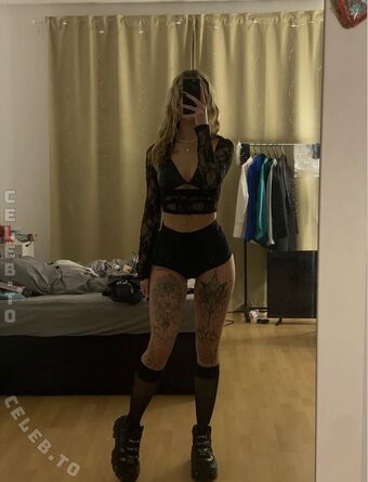 celiinxsaa Photo Fuites Nudes OnlyFans 9