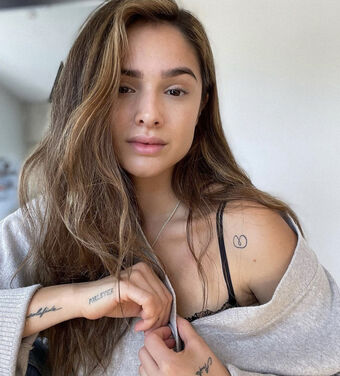 Chachi Gonzales Photo Fuites Nudes OnlyFans 14