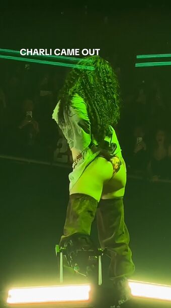 Charli-xcx