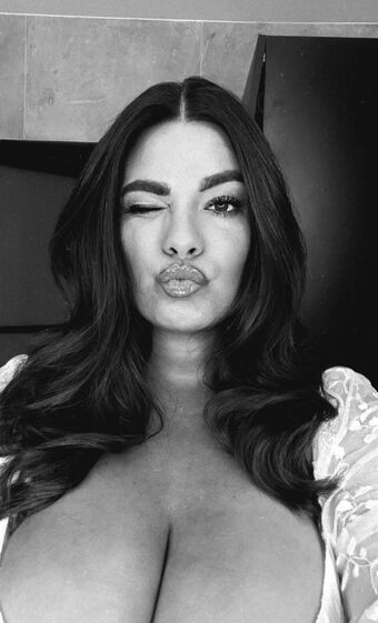 Cheryl Jansen Photo Fuites Nudes OnlyFans 80