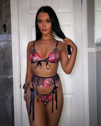 Chloe Bain