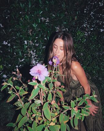 Chloe Bennet