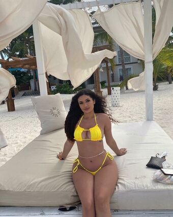 Christina April Amaral