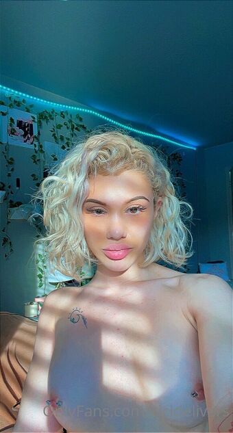 cicidelivers Photo Fuites Nudes OnlyFans 17