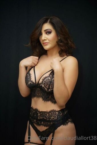 Claudia Llort Photo Fuites Nudes OnlyFans 5