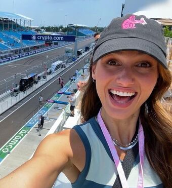 Cleo Abram Photo Fuites Nudes OnlyFans 28