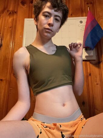 cloudybrains Photo Fuites Nudes OnlyFans 29