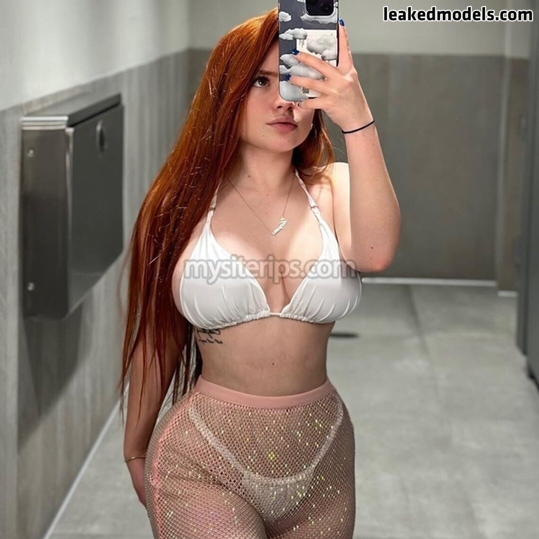 Dayana Diazu confident stare