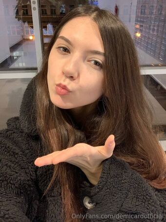 demicardofficial