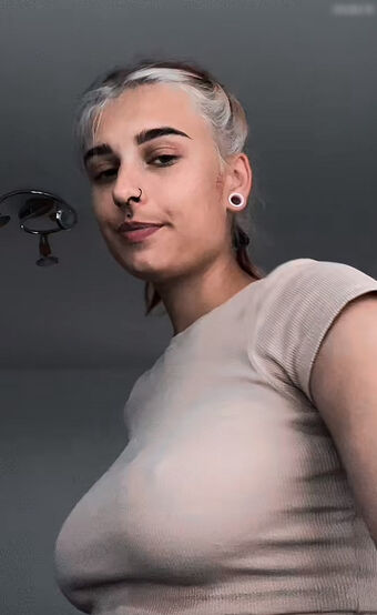 Dina Photo Fuites Nudes OnlyFans 31