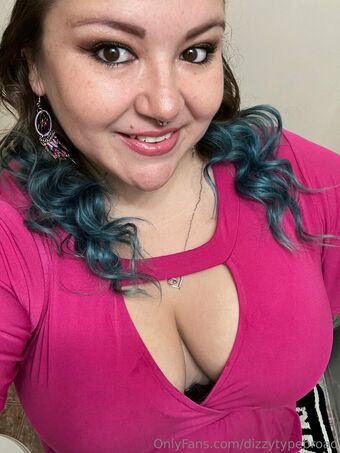 dizzytypebroad Photo Fuites Nudes OnlyFans 13