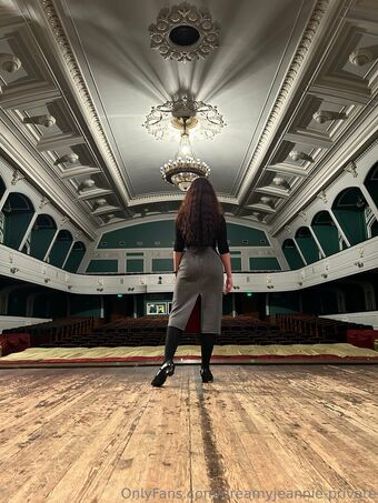 dreamyjeannie-private