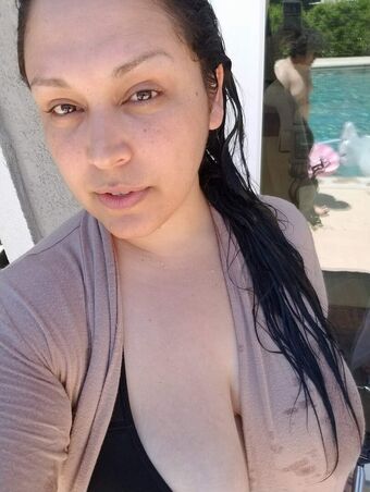 E. Casey Photo Fuites Nudes OnlyFans 35