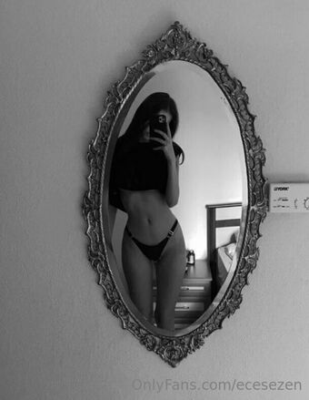 ecesezen Photo Fuites Nudes OnlyFans 14