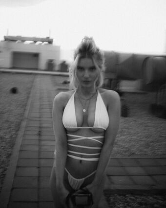 Ekrnw Photo Fuites Nudes OnlyFans 19