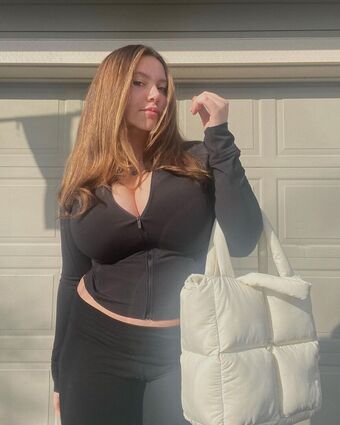 Ella B