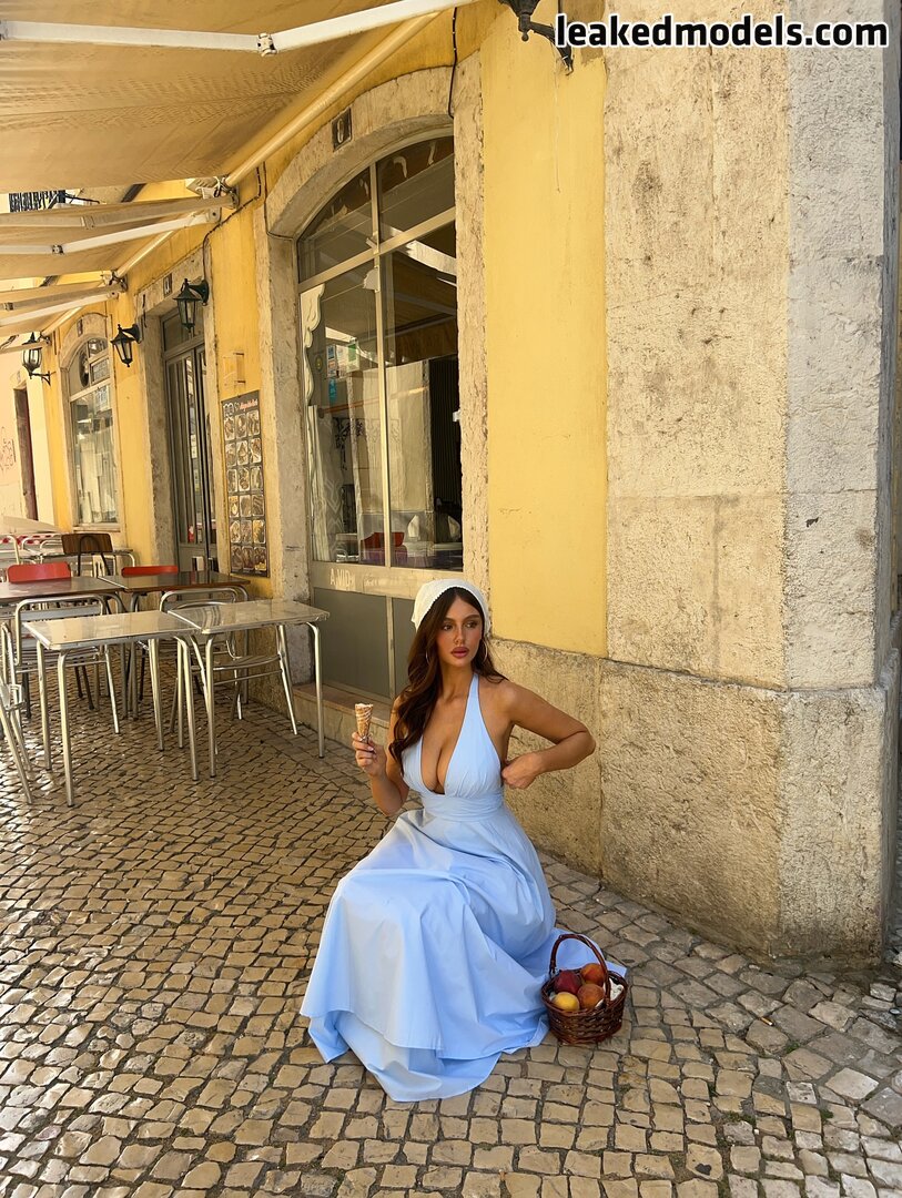 Discover Ella Cervetto's Most Wanted Content