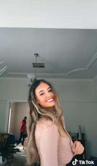 Ella Grace Photo Fuites Nudes OnlyFans 12