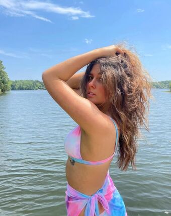 Ella Langley Photo Fuites Nudes OnlyFans 28