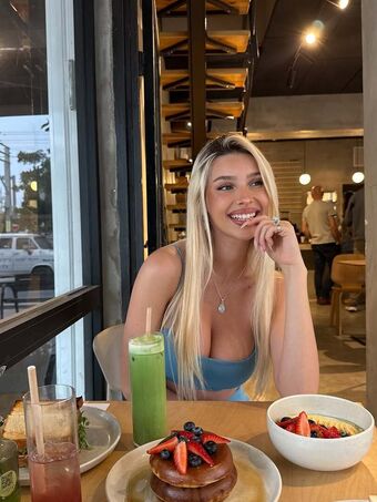 Ella Netzer Photo Fuites Nudes OnlyFans 179