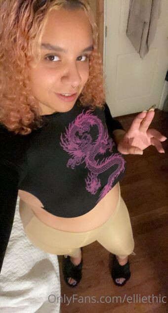 elliethic Photo Fuites Nudes OnlyFans 2