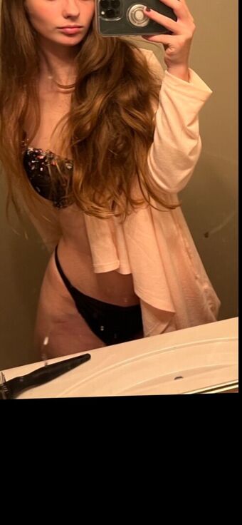 emanicolee Photo Fuites Nudes OnlyFans 16