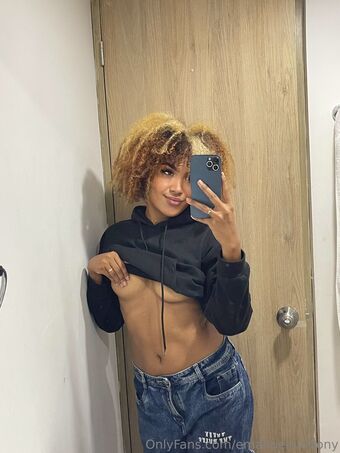 emanuela.ebony Photo Fuites Nudes OnlyFans 60
