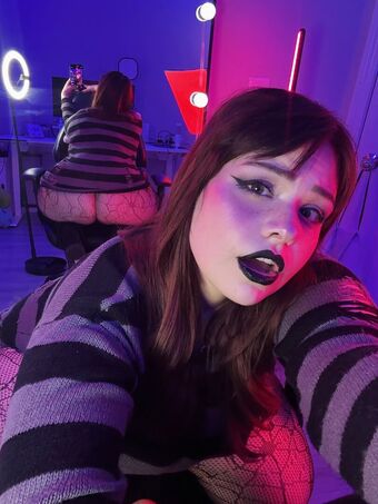 Ember Iska Photo Fuites Nudes OnlyFans 7