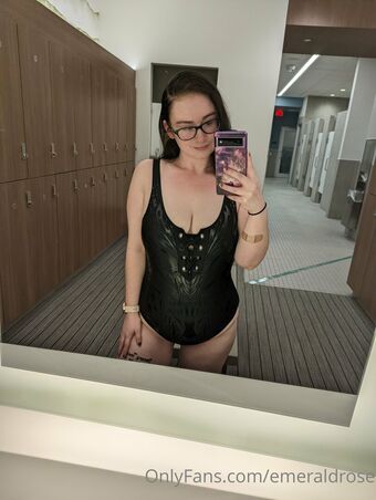 emeraldrose Photo Fuites Nudes OnlyFans 15