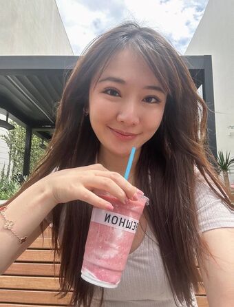 Emily Wang Photo Fuites Nudes OnlyFans 44