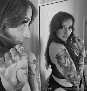 emobarbie95 Photo Fuites Nudes OnlyFans 40
