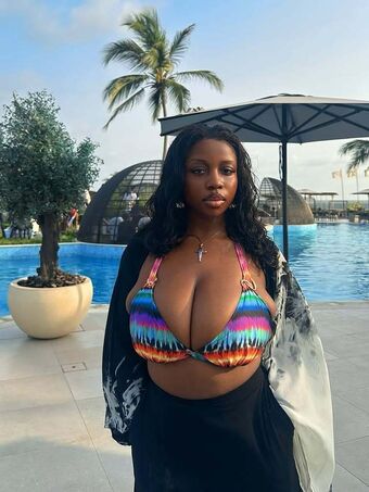 Erimegar Photo Fuites Nudes OnlyFans 19
