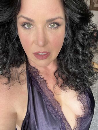 EV Parrish Photo Fuites Nudes OnlyFans 13