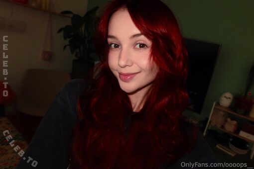 Eva_Oopsy_ Photo Fuites Nudes OnlyFans 312