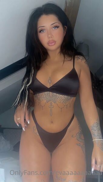 Evaaaaaaaaaaa Photo Fuites Nudes OnlyFans 12
