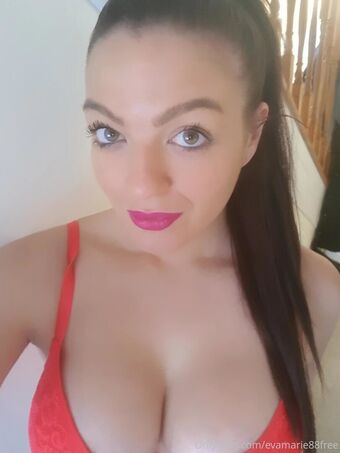 evafarts Photo Fuites Nudes OnlyFans 18