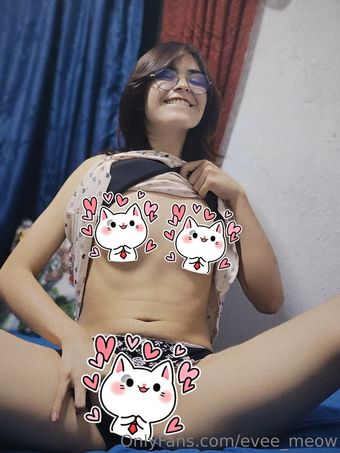 evee_meow