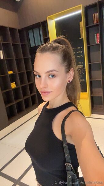 evelinakiss