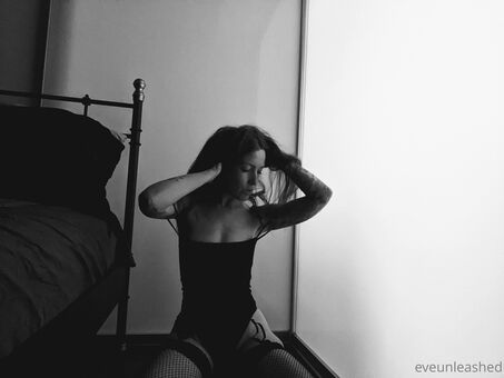 Eveunleashed Photo Fuites Nudes OnlyFans 15