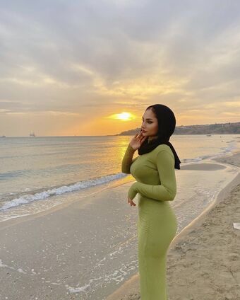 Şeyma Kaya/symkyckkk