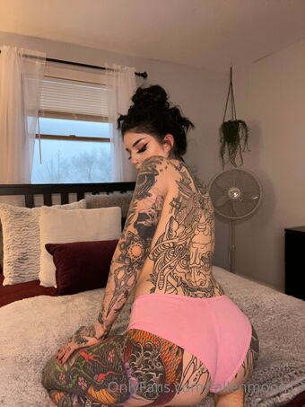 fallenmoon13 Photo Fuites Nudes OnlyFans 11