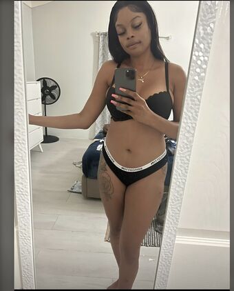 Farmer Girl Jess Photo Fuites Nudes OnlyFans 12