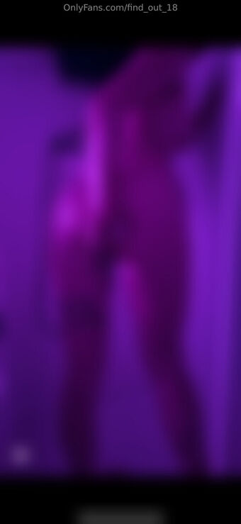 find_out_18 Photo Fuites Nudes OnlyFans 59