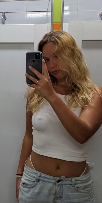 Finifee Photo Fuites Nudes OnlyFans 17