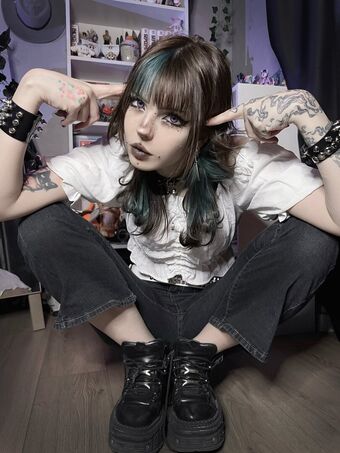 Flutterow Photo Fuites Nudes OnlyFans 45