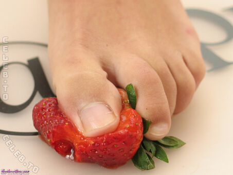 Footlovegirls Photo Fuites Nudes OnlyFans 1755