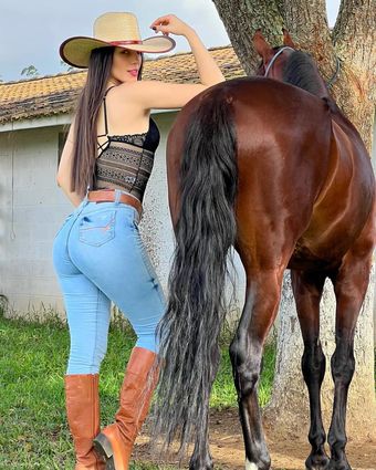 Geandra Bazzanella Photo Fuites Nudes OnlyFans 2