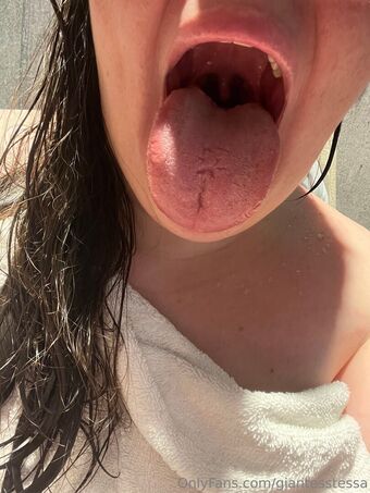 giantesstessa